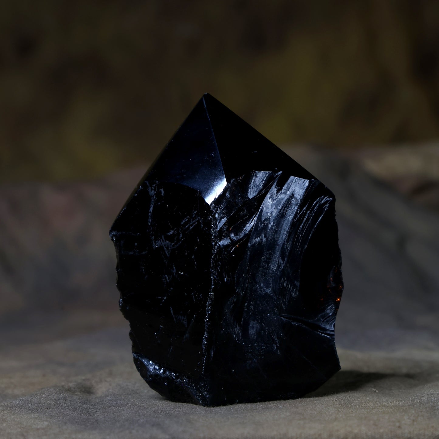 Obsidiaan zwart magische steen wicca