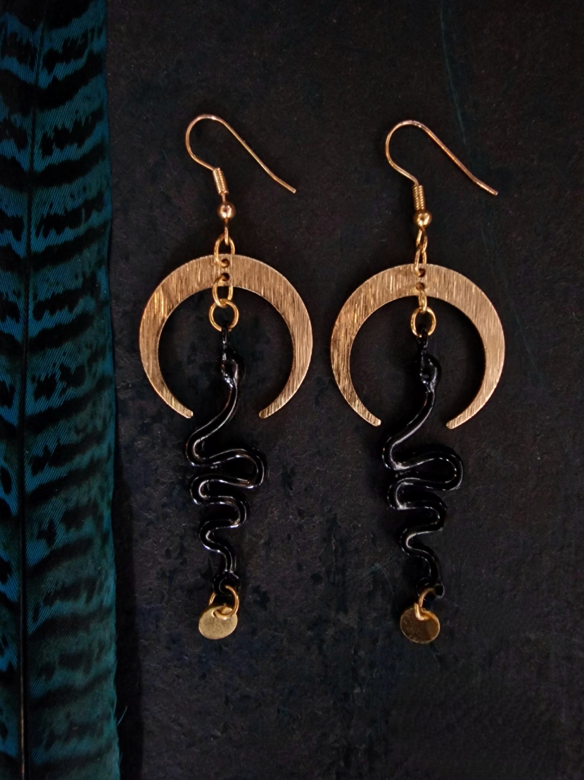 zwarte slang black snake oorbellen earring